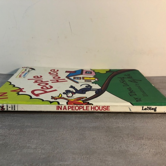 Vintage 1972 In a People House By Seuss Book - Picture 7 of 8